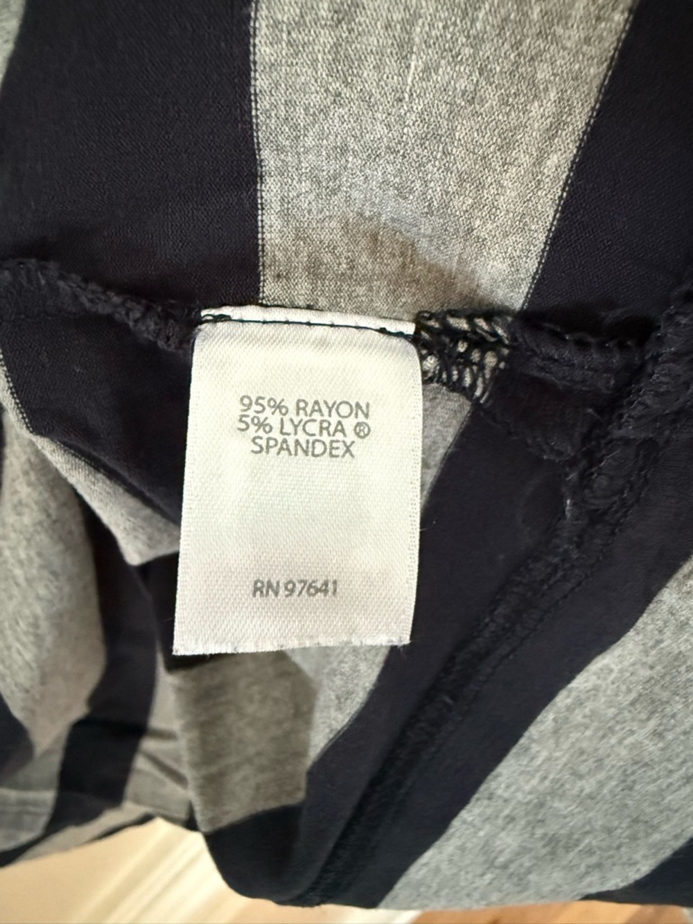 J. Jill Wearever Collection 3/4 Sleeve Top Navy and Gray Stripes Sz Petite Large - Picture 5 of 9